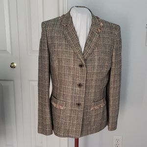 Two-piece skirt suit silk/rayon